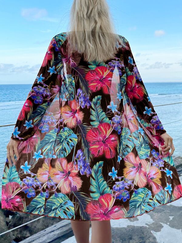 Conjunto Praia Shortinho + Saída de Praia Estampado Tropical