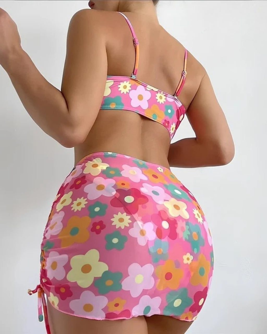 Biquíni + Saída Saia Curta Estampada Com Top Meia Taça