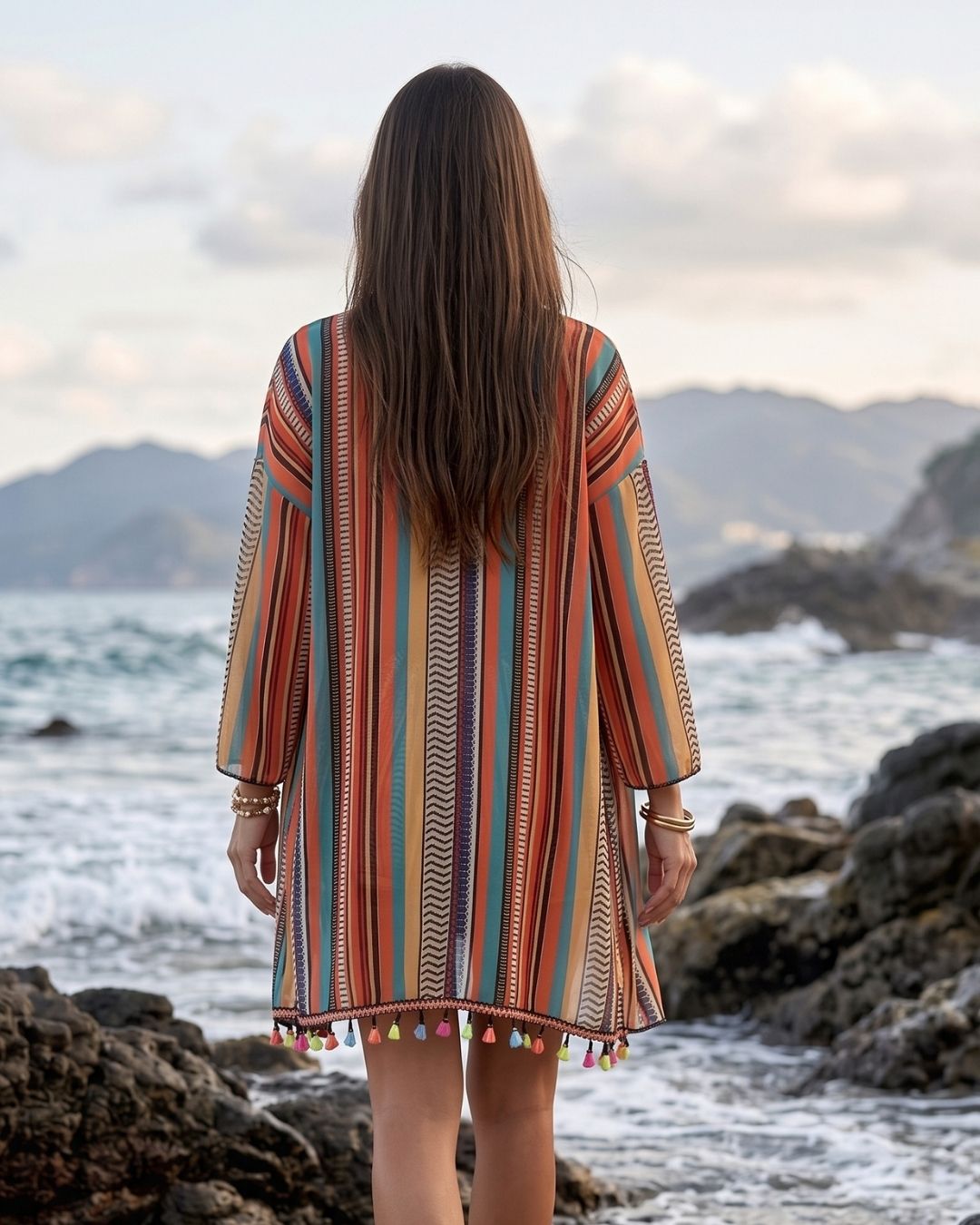 Conjunto Biquíni + Saída + Short Estampa Étnica 4 Peças