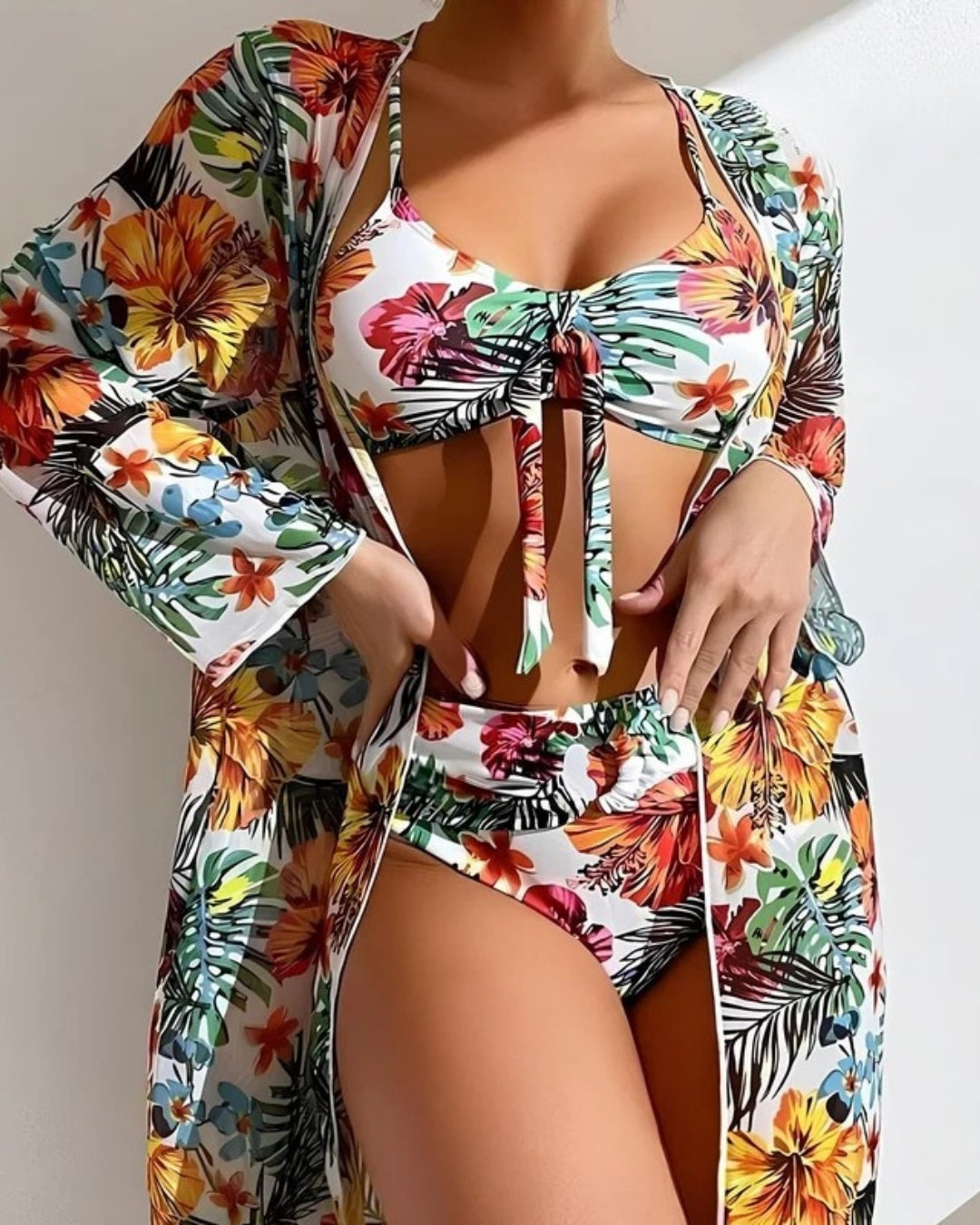 Biquíni + Saída Kimono Estampado Com Amarração e Calcinha Alta