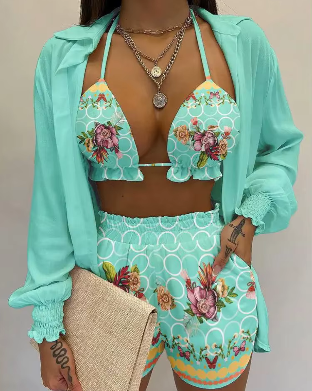 Conjunto Biquíni + Saída Short E Camisa Estampada Tropical